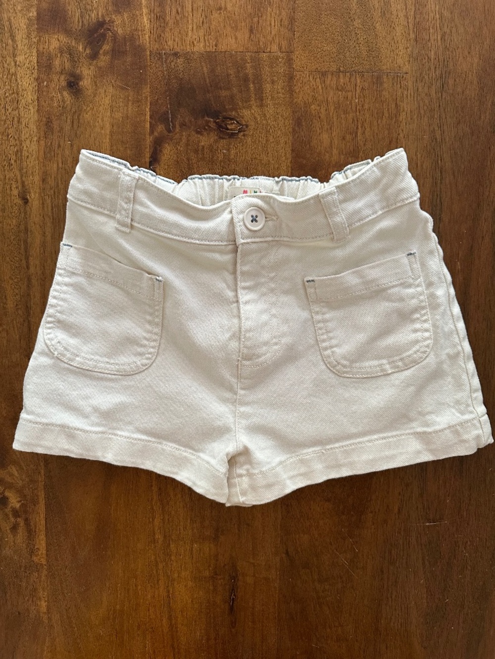 Mini Boden Vanilla White Patch Pocket Shorts